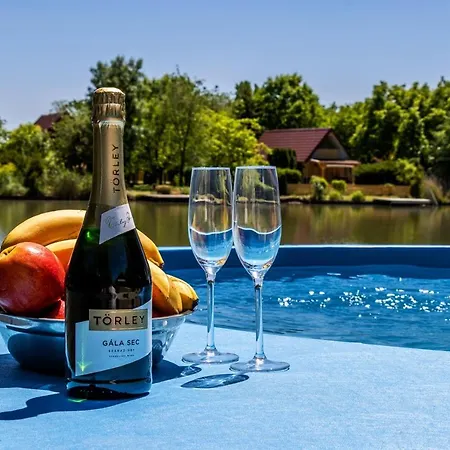 Kővágó Nagyfoki Holtág Сasa de vacaciones Szarvas