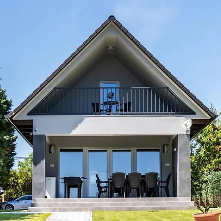 Kővágó Nagyfoki Holtág Casa de Férias Szarvas