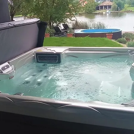 Casa de Férias Kővágó Nagyfoki Holtág