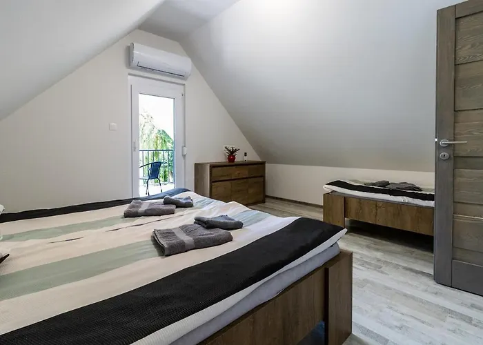 Feriehus Kovago Vendeghaz Nagyfoki Holtag