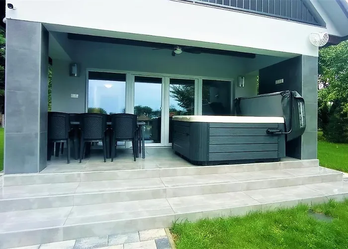 Kovago Vendeghaz Nagyfoki Holtag Feriehus Szarvas